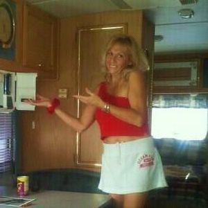 Meet your Posher, Carrie